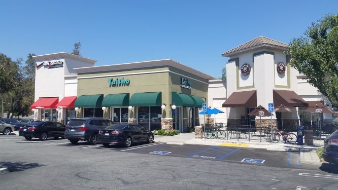 Picture of subject property, Huntington Plaza